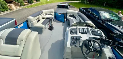2020 SunChaser Geneva 20’ Pontoon