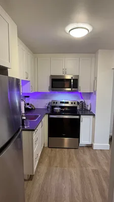 Looking for roommate