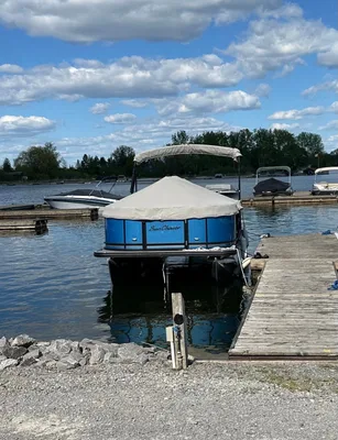 2020 SunChaser Geneva 20’ Pontoon