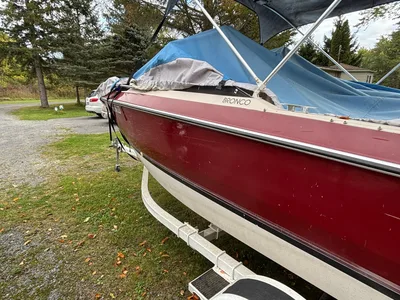 1986 Bronco 18’ Bowrider
