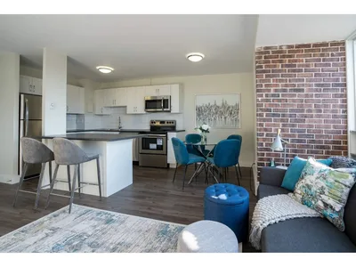 1 Bedroom Apartment for Rent - 700-710 Sir John A. MacDonald Blv