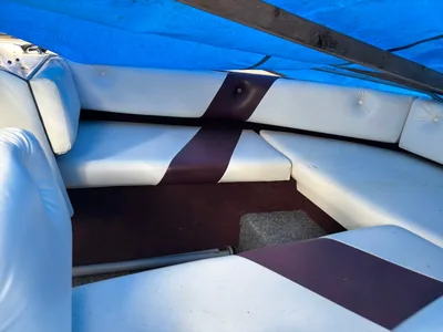 1986 Bronco 18’ Bowrider