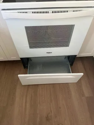Whirlpool Range With Ceramic Top