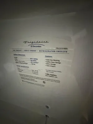 Frigidaire Top - Freezer Refrigerator