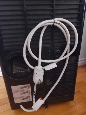air conditioner/dehumidifier