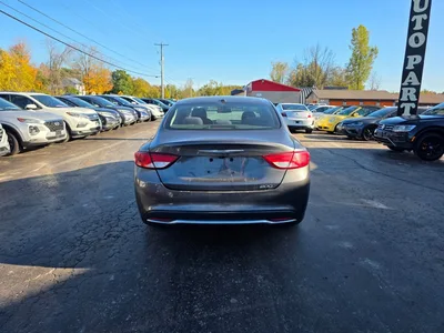 2015 Chrysler 200 Limited