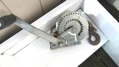 Trailer Winch - 1300 lb