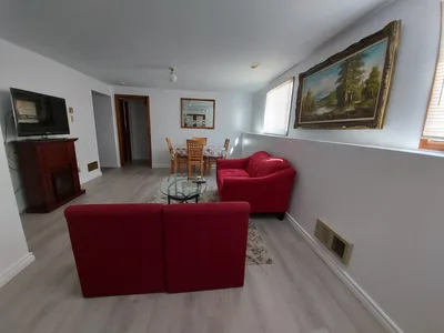 Large Room and space for Rent at Bayridge Rd. and Lincoln Dr.